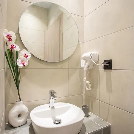 アパート 21 ニドリ